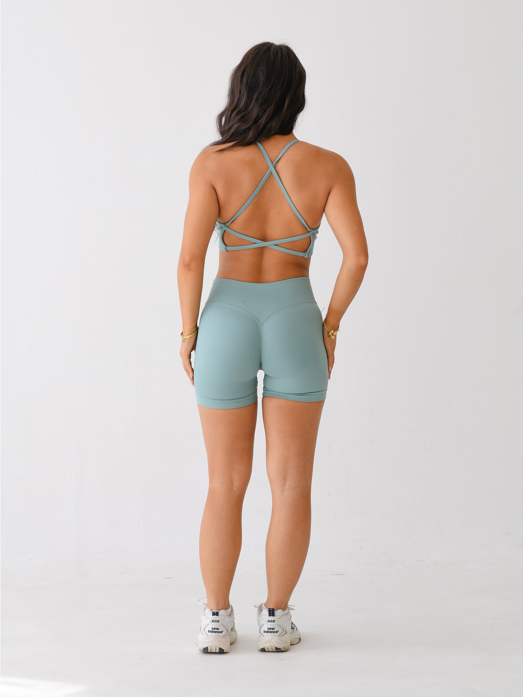 SEA FOAM SHORTS SET - TWO PIECE