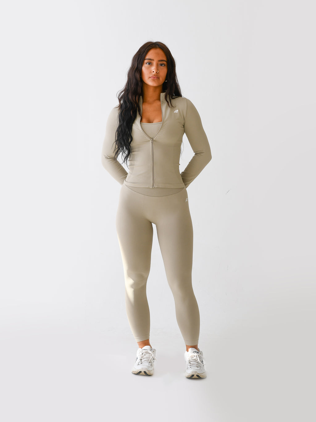 SANDSTONE LEGGINGS SET - THREE PIECE