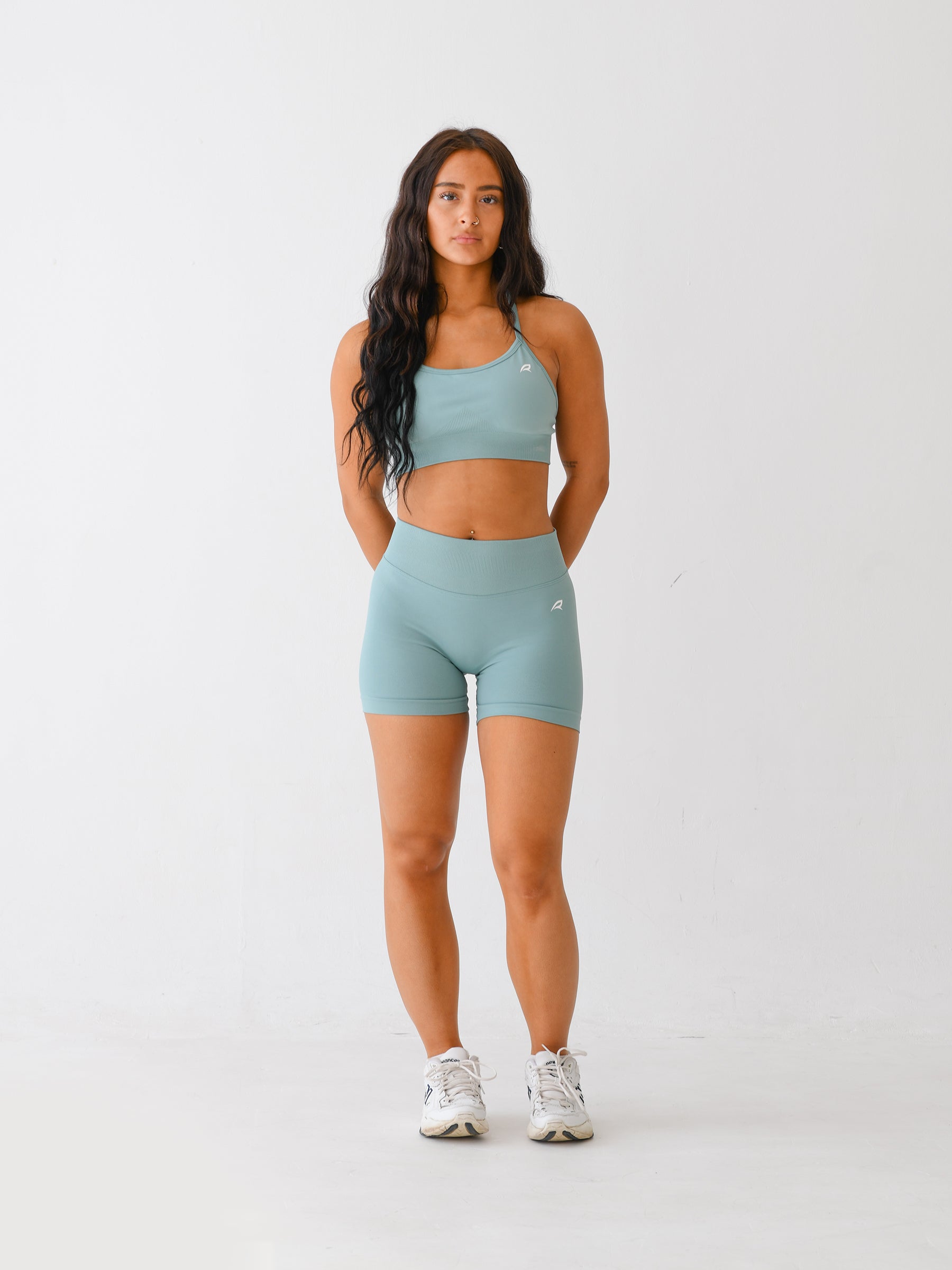 SEA FOAM SHORTS SET - TWO PIECE
